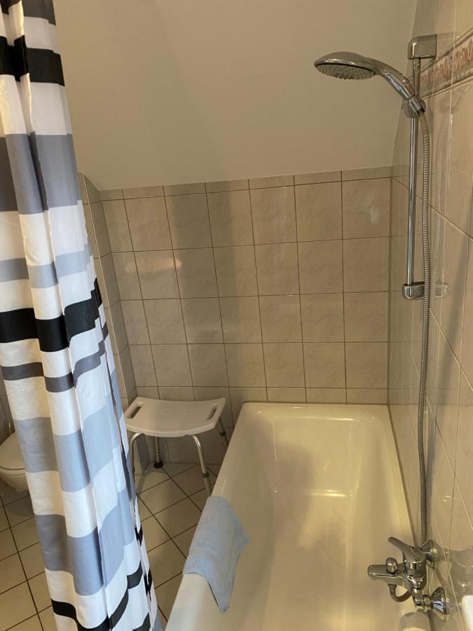 Appartement Mit Blick Auf Herkules Mit Parkplatz *